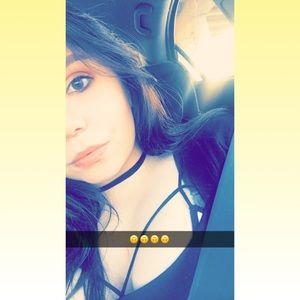 Meet your Posher, Elle